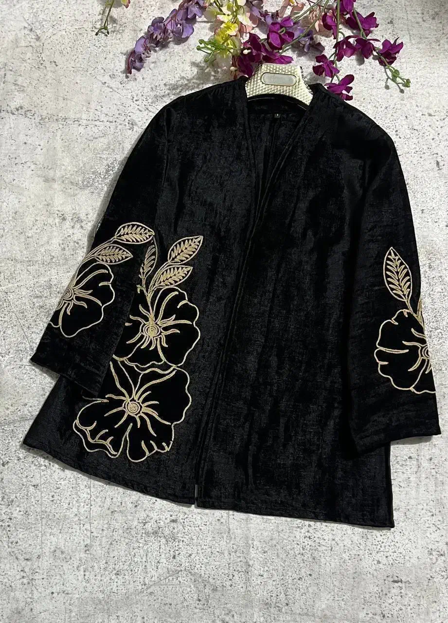 مانتو پاییزه|لباس|رباطکریم, رباطکریم|دیوار