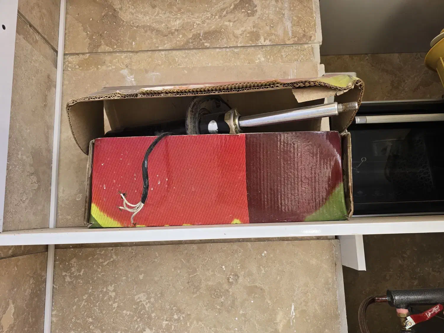 کمک کی دی اس ۲۰۷/۲۰۶|قطعات یدکی و لوازم جانبی|نهاوند, |دیوار