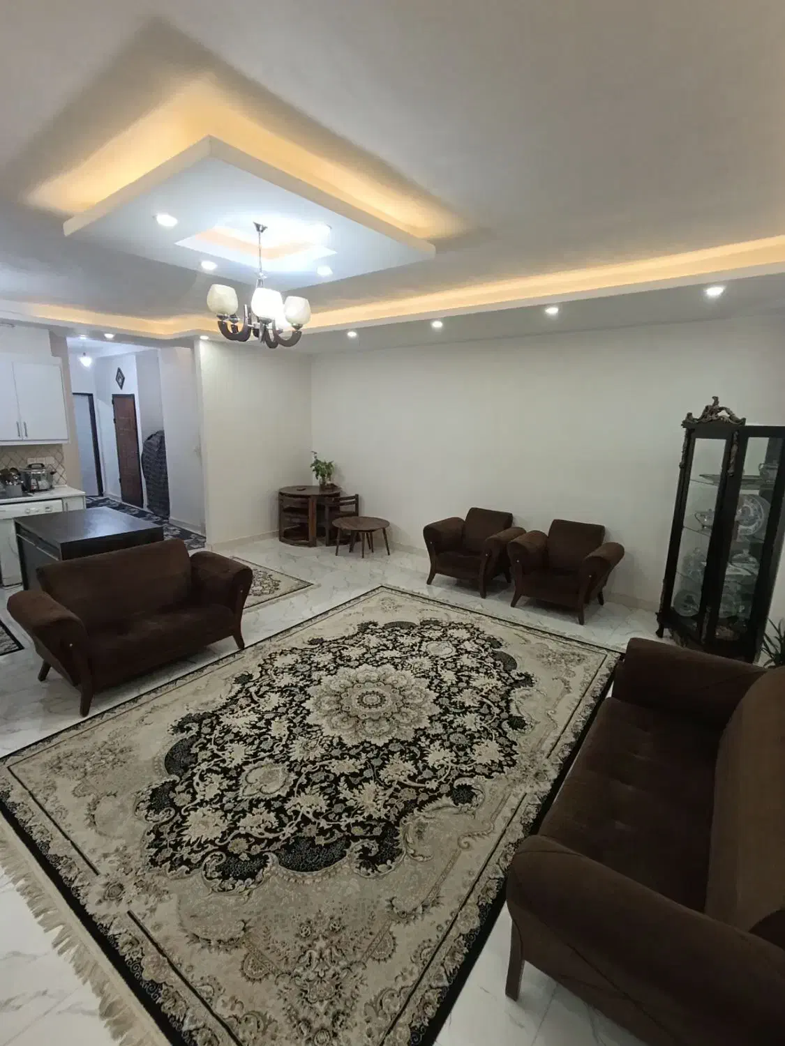 کوی حسینی واحد نوساز 2 خوابه 100 متری فول|فروش آپارتمان|رشت, کوی حسینی|دیوار