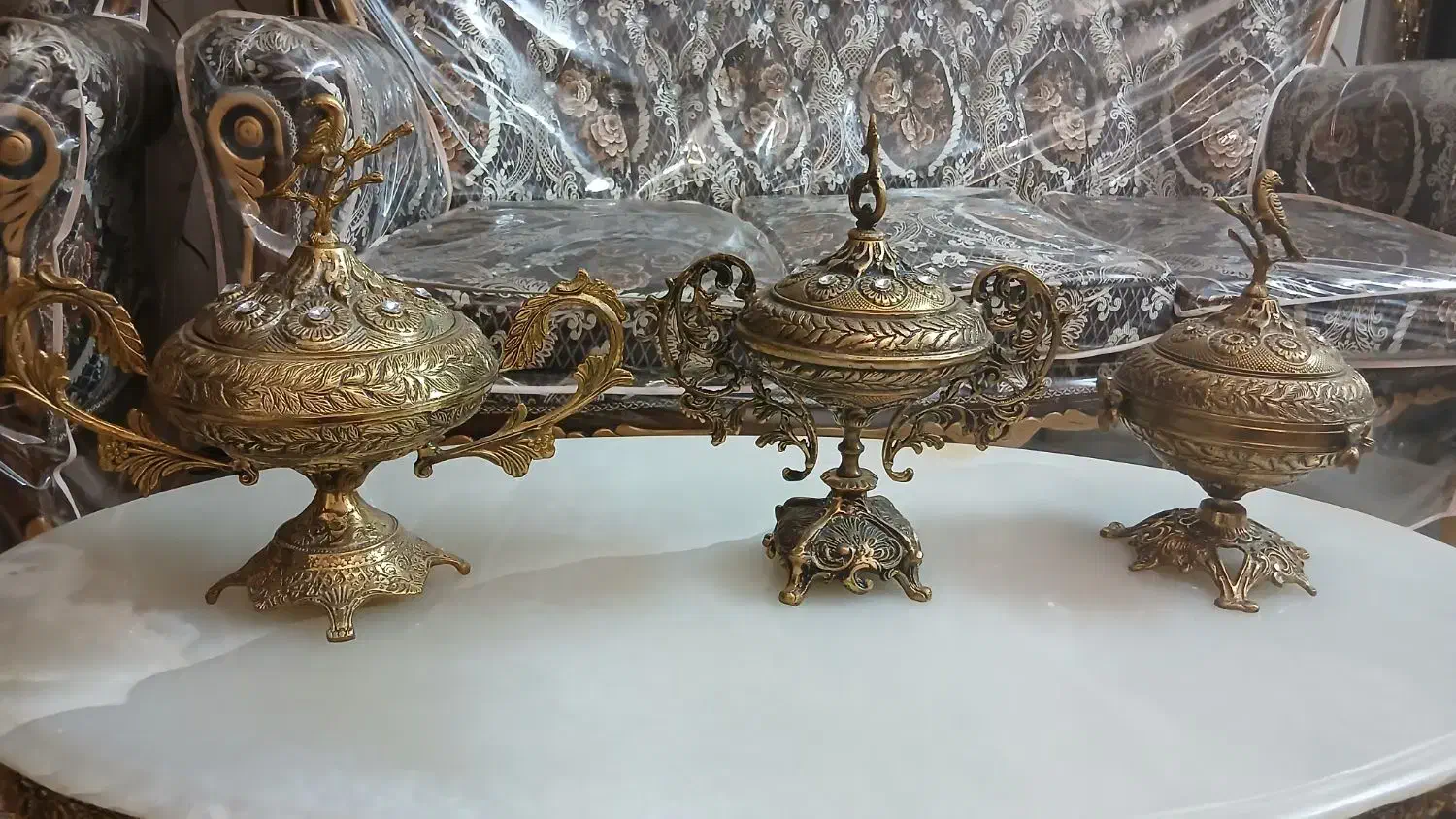 مجسمه برنز میز جلومبلی ظروف پذیرایی جذاب سیقلی اصل|ظروف سرو و پذیرایی|قم, پردیسان|دیوار