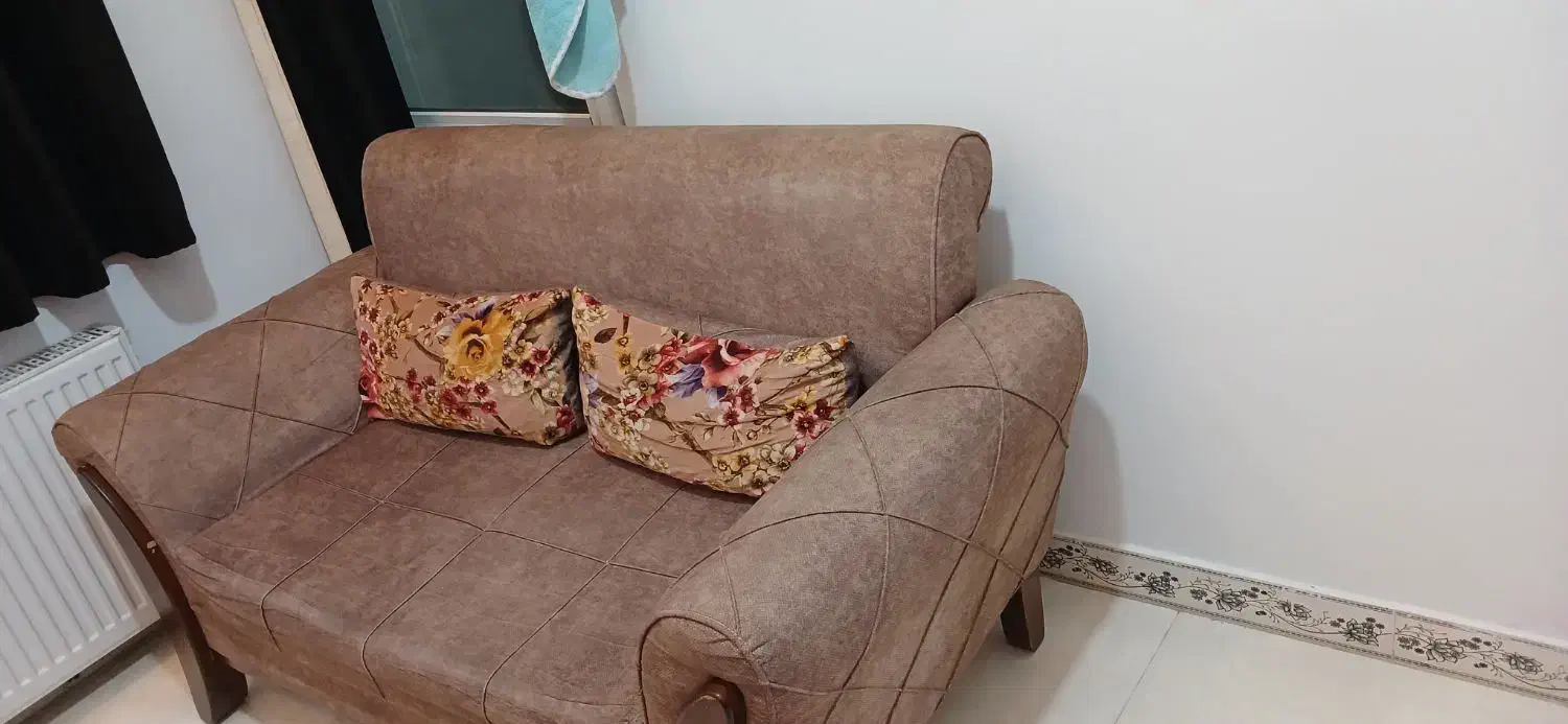 مبل7نفره|مبلمان خانگی و میز عسلی|قرچک, میرزائی جنوبی|دیوار