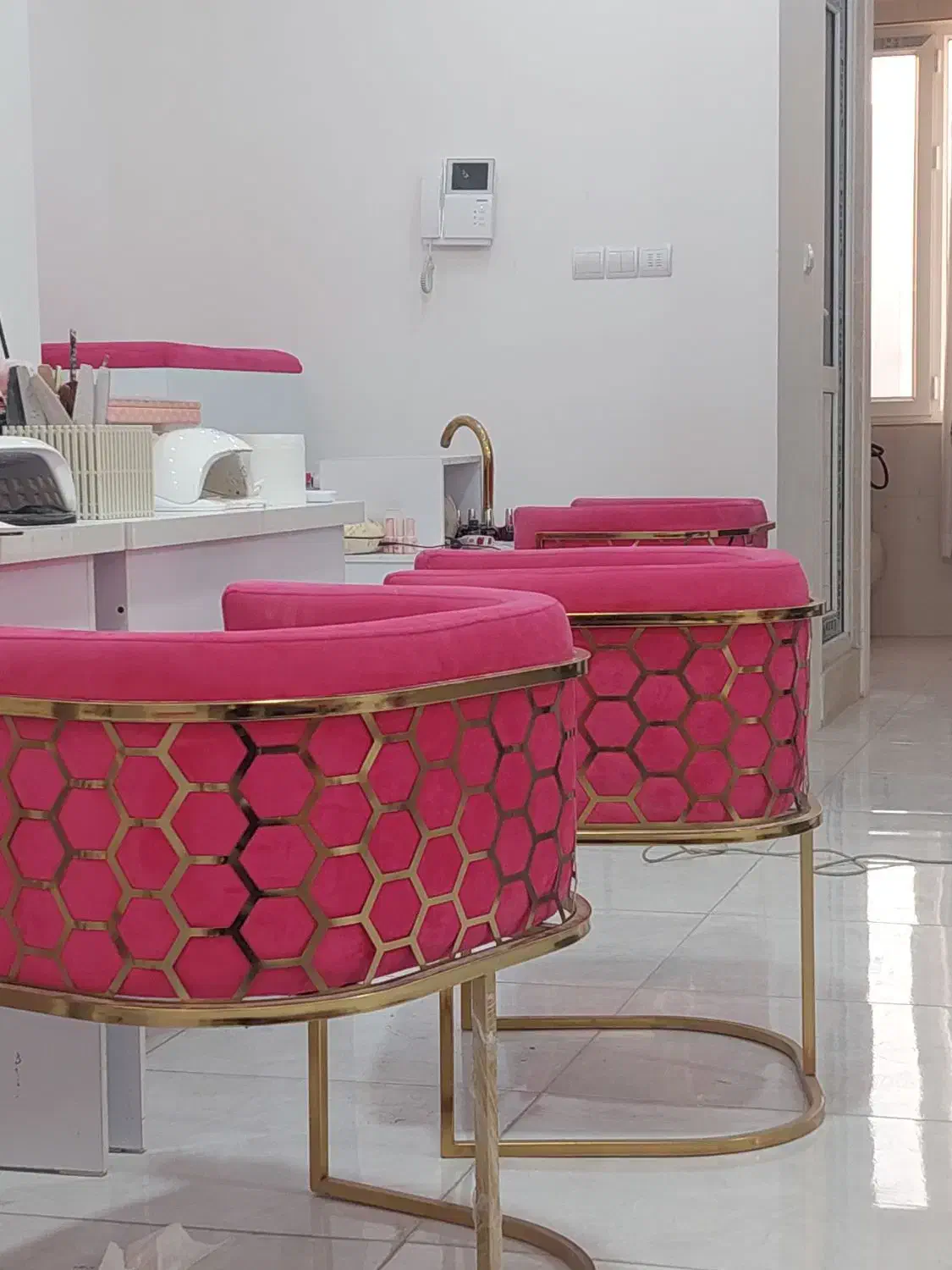 واگذاری سالن زیبایی70 متری اتوبوسرانی|آرایشگاه و سالنهای زیبایی|بندرعباس, |دیوار