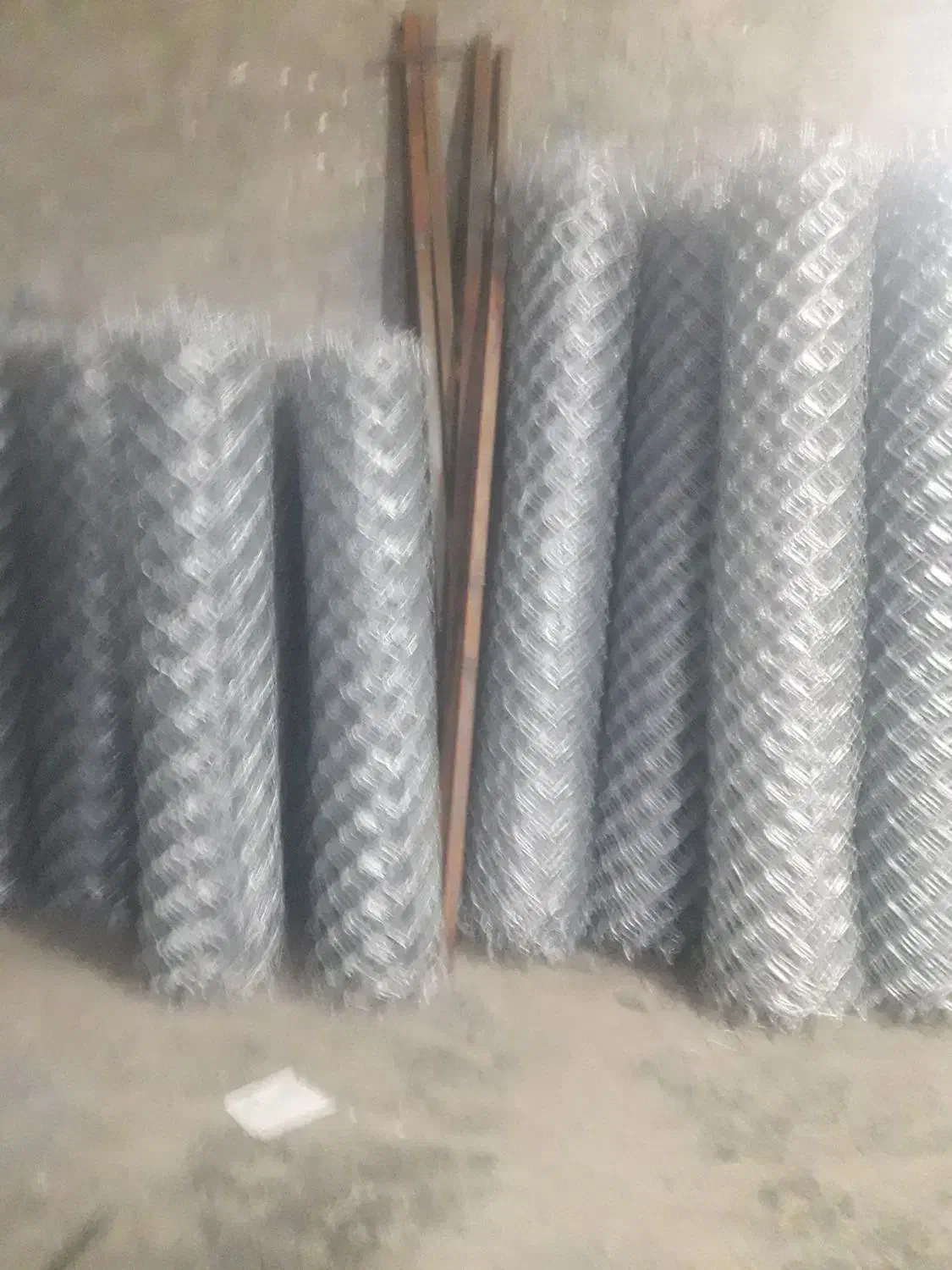 تولید انواع طوری پایه سیم خاردار اخور گوسفندی|حراج|الیگودرز, |دیوار