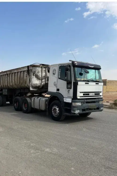 کشنده اویکو440مدل 79 و83|خودرو سنگین|ابرکوه, |دیوار