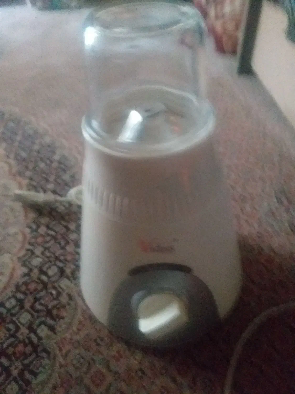 دستگاه اسیاب وابمیوه گیره خیلی قوی. محکم|آبمیوه‌گیر و آب‌مرکبات‌گیر|کرج, حصارک بالا|دیوار