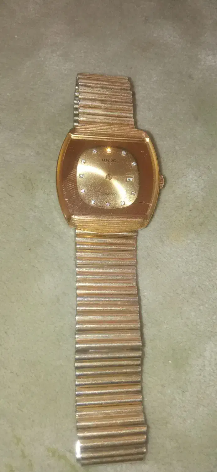 رادو اصل سوئیس|ساعت|کاشان, کارگر|دیوار