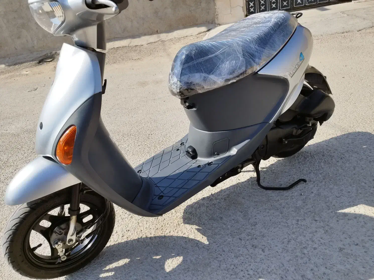 فروش فوری موتور پاکشتی رنگ فابریک|موتورسیکلت|لامرد, |دیوار