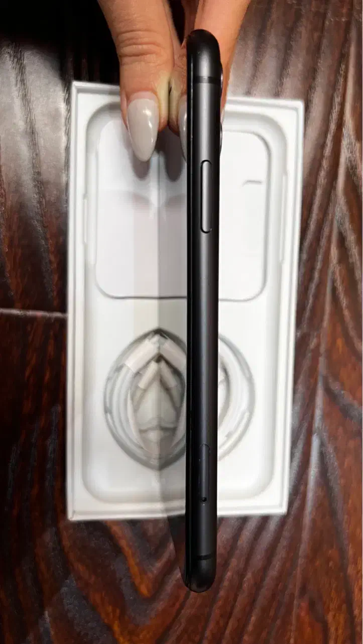 ایفون ۱۱، سالم و تمیز|موبایل|تهران, استقلال|دیوار