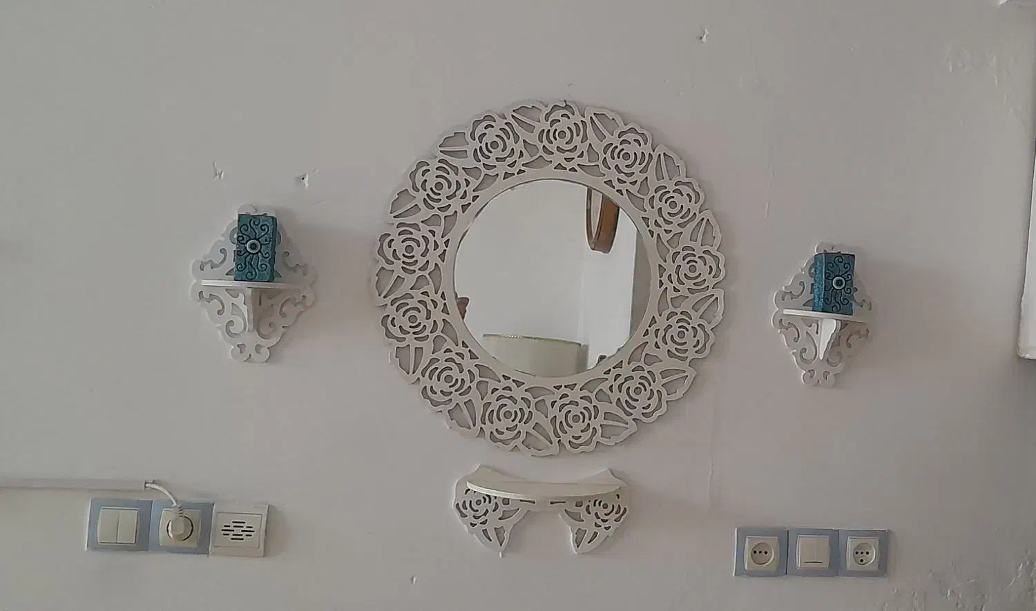 آیینه|آینه|خرمآباد, |دیوار