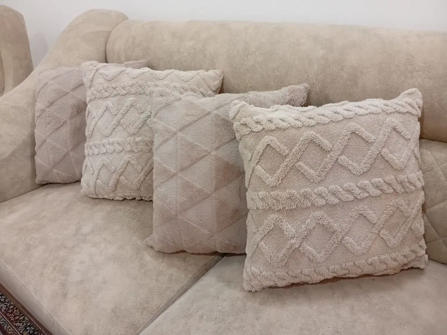 کوسن مبل|مبلمان خانگی و میز عسلی|شیروان (خراسان), |دیوار