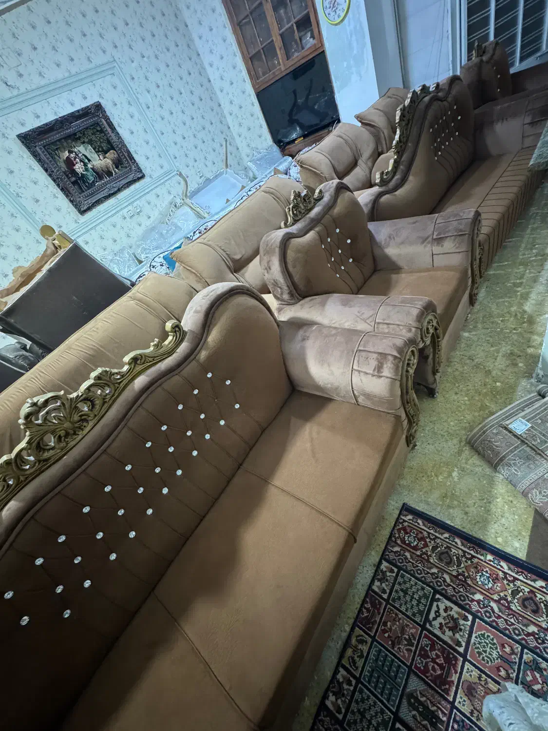 مبل قهوه ای سلطنتی|مبلمان خانگی و میز عسلی|بندرعباس, |دیوار