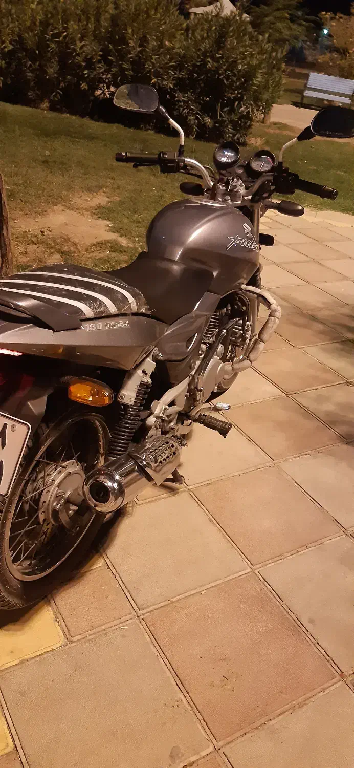 پالس|موتورسیکلت|کهریزک, |دیوار