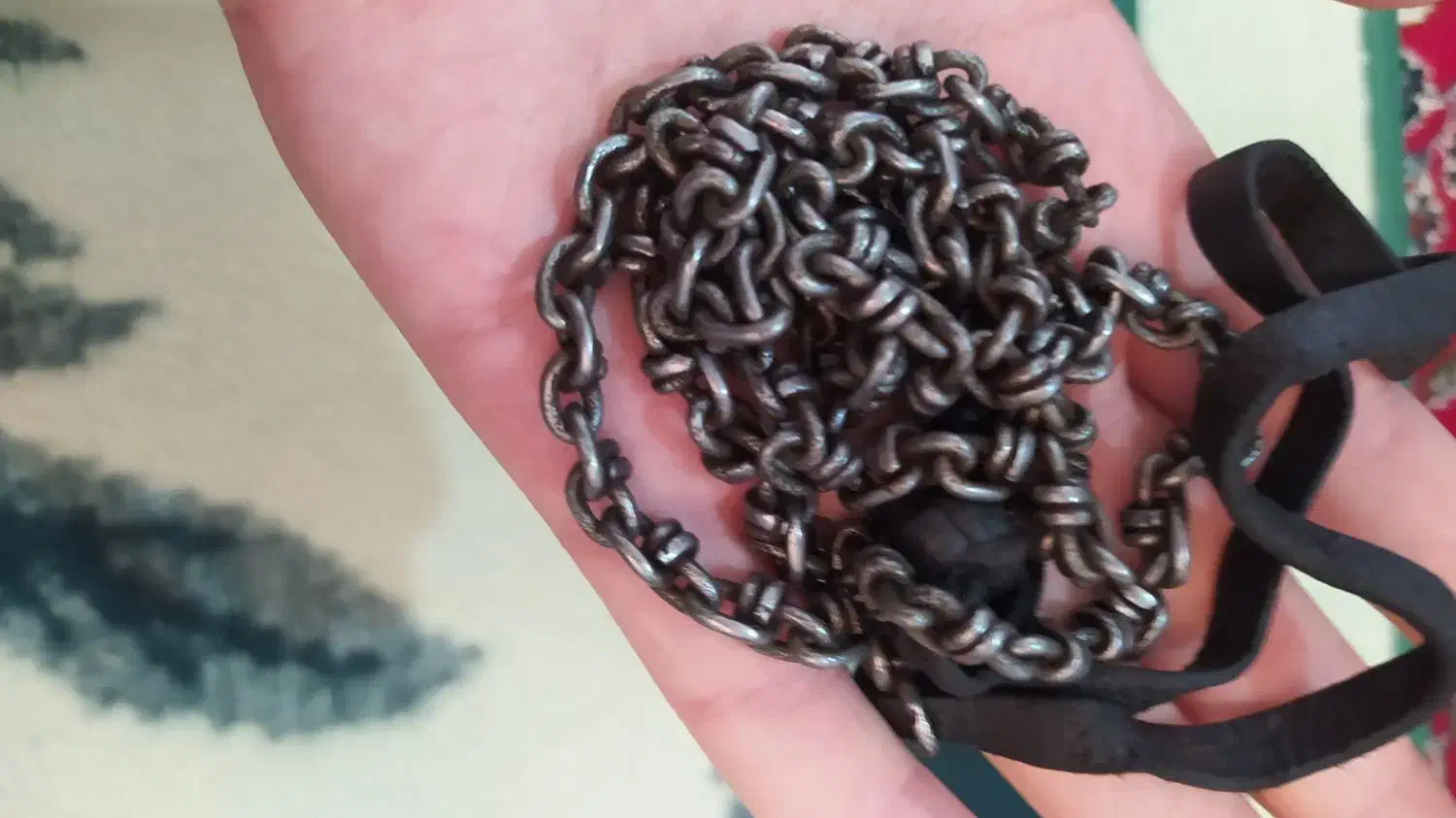 چاقو آمریکایی و زنجیر|کلکسیون اشیاء عتیقه|فولادشهر, مسکن مهر فولادشهر|دیوار