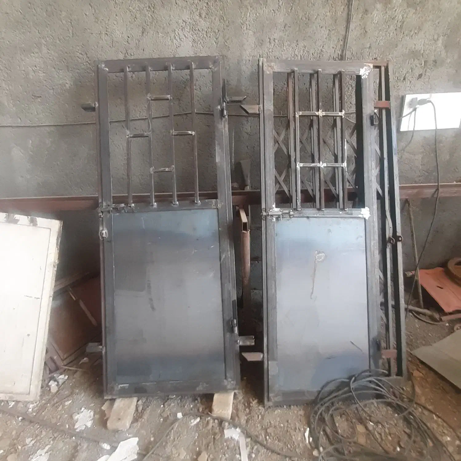 درب انباری و بلت ۲۲|مصالح و تجهیزات ساختمان|گلبهار, نوبهار|دیوار