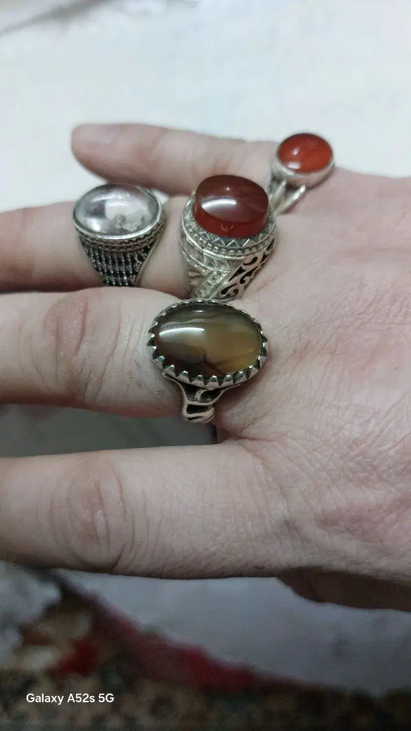 چهارتا انگشترنقره.|جواهرات|باغستان, |دیوار