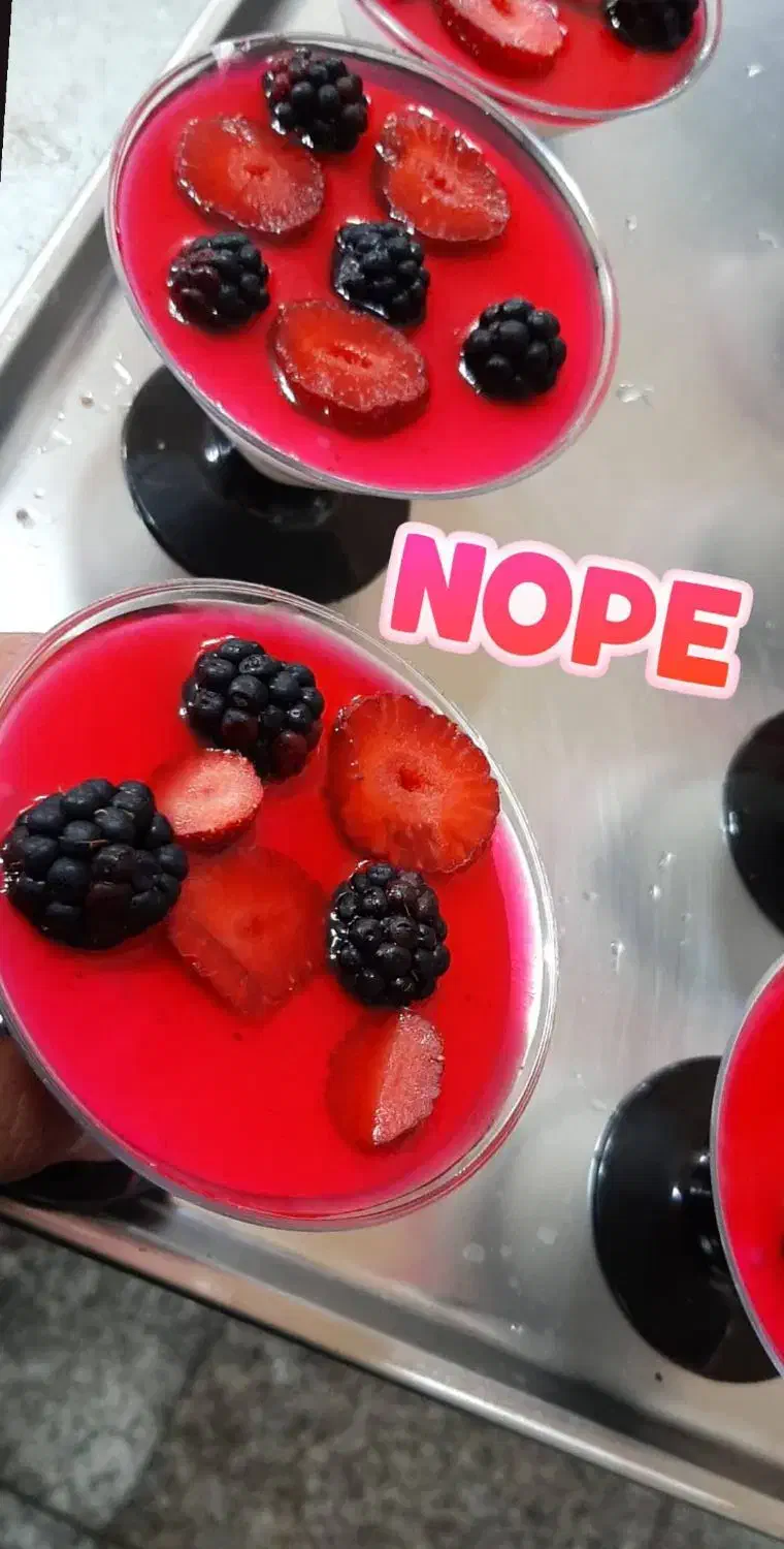 استخدام نیرو قنادی (فروشنده و نبروی کار)|استخدام خدمات فروشگاه و رستوران|قم, حاج زینل|دیوار