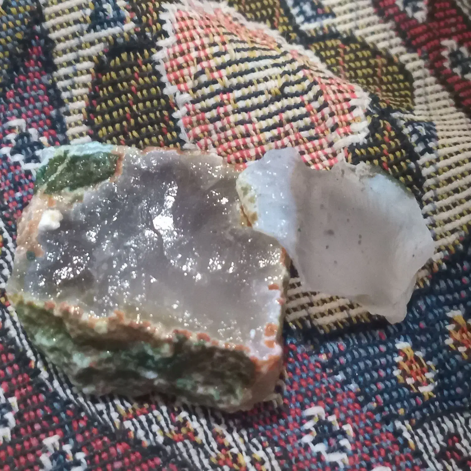 سنگ های قیمتی ودکری. به فروش می‌رسد|جواهرات|خلخال, |دیوار