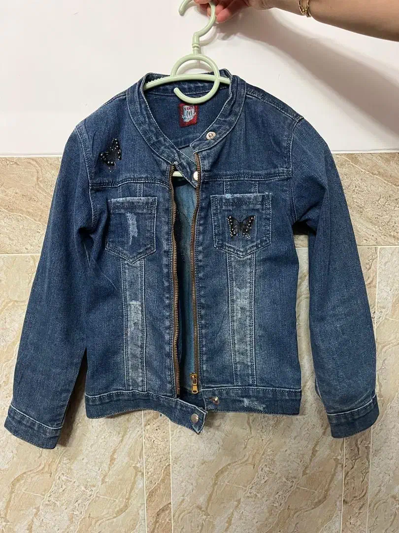 لباس بچه گانه درحد نو|کفش و لباس بچه|یزد, |دیوار