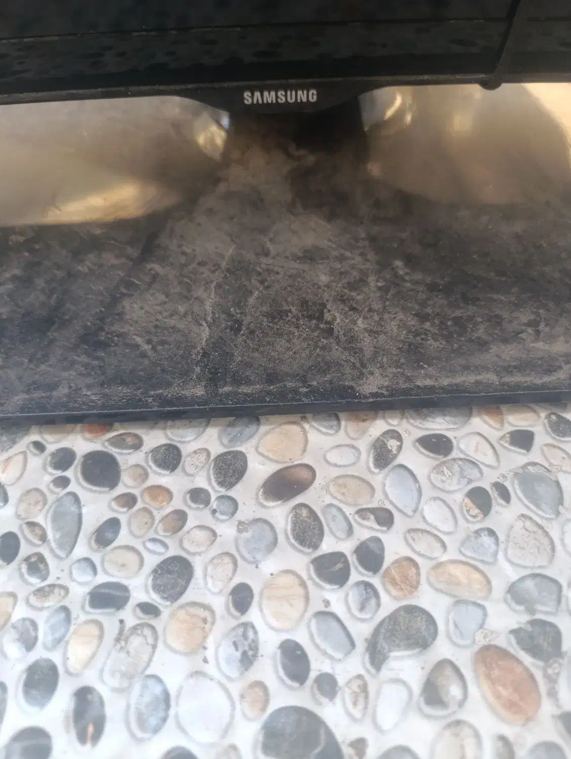 تلویزیون شکسته|تلویزیون و پروژکتور|اندیمشک, |دیوار