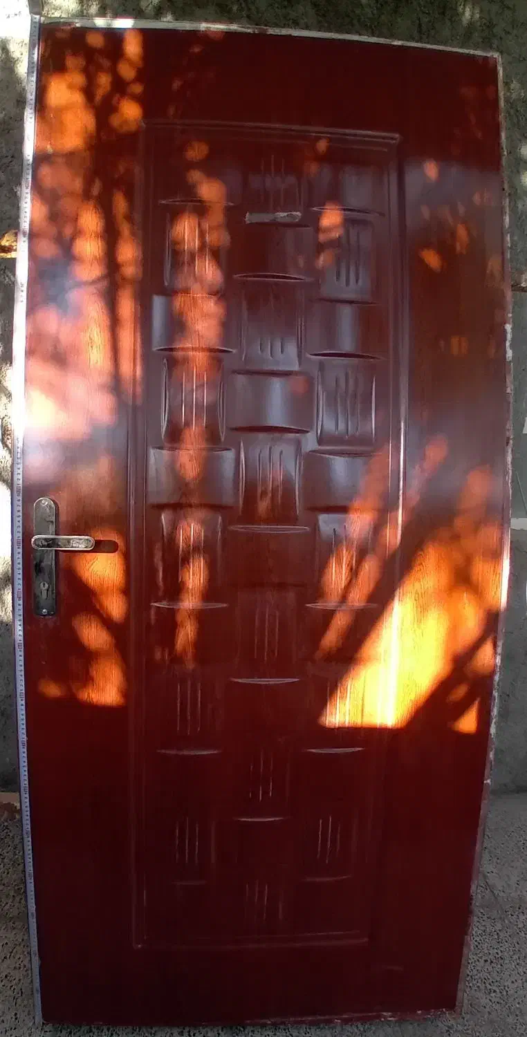 درب چوبی با چار چوب آهنی|مصالح و تجهیزات ساختمان|شاهرود, |دیوار