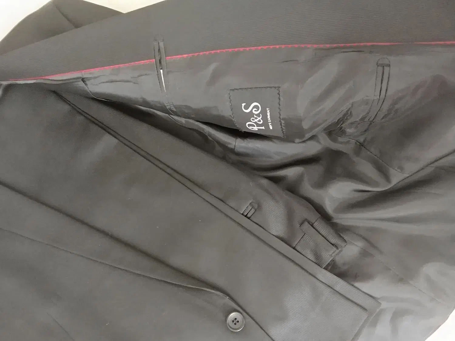 کت و شلوار تمیز|لباس|شیروان (خراسان), |دیوار