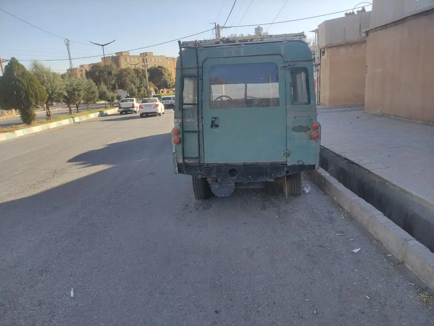 لندرور استیشن پنج در|خودرو کلاسیک|ایلام, |دیوار