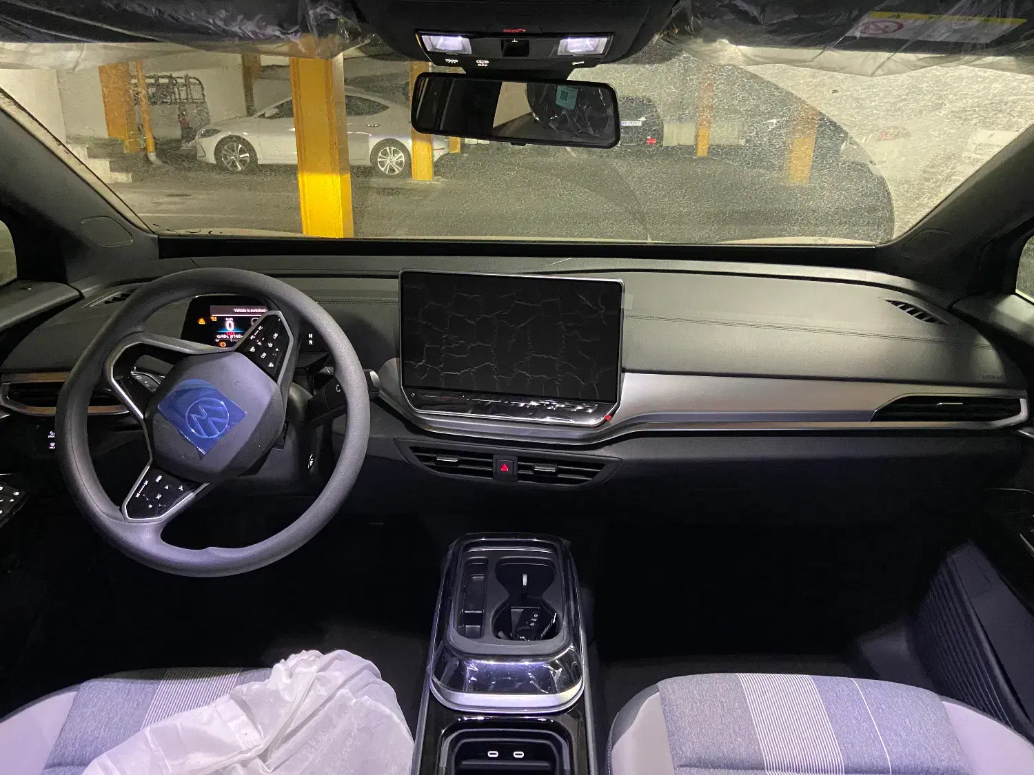 فولکس واگن id4 سرمه ای 2025 شخصی|خودرو سواری و وانت|تهران, جمهوری|دیوار