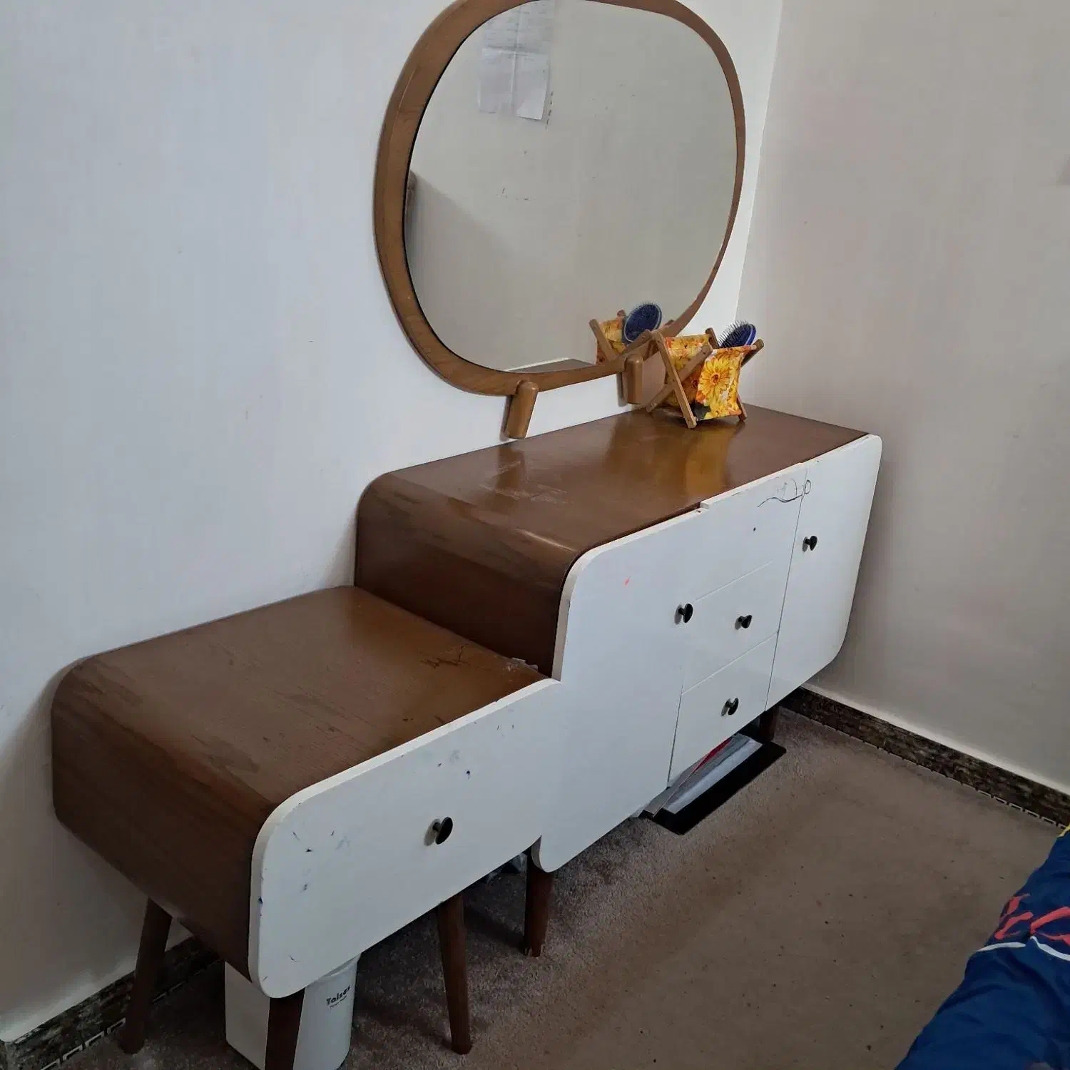 آینه و کنسول و پا تختی|بوفه، ویترین، کنسول|ایذه, |دیوار