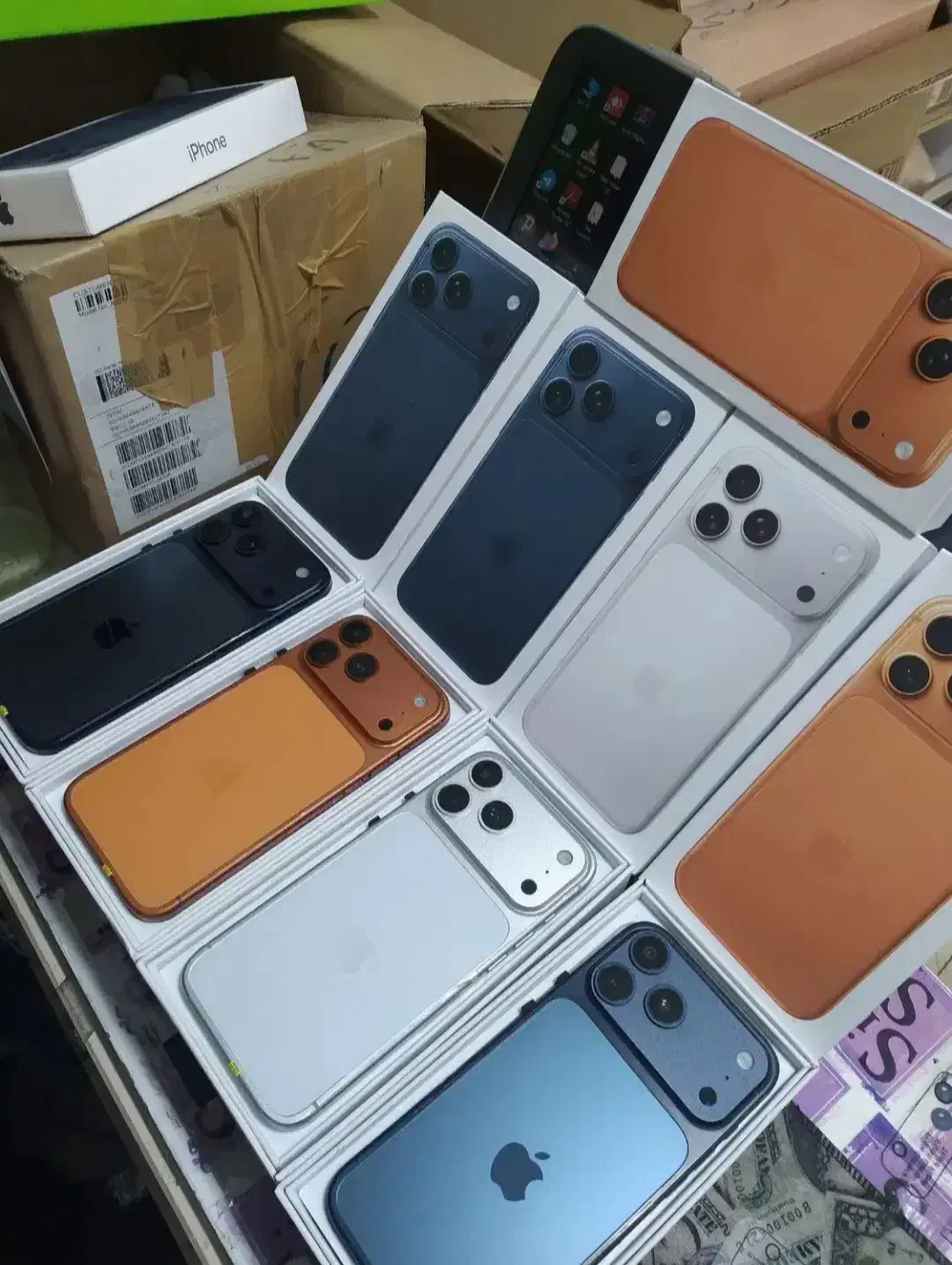 فروش فوق العاده آیفون 17promax 256 za|موبایل|دهدشت, |دیوار