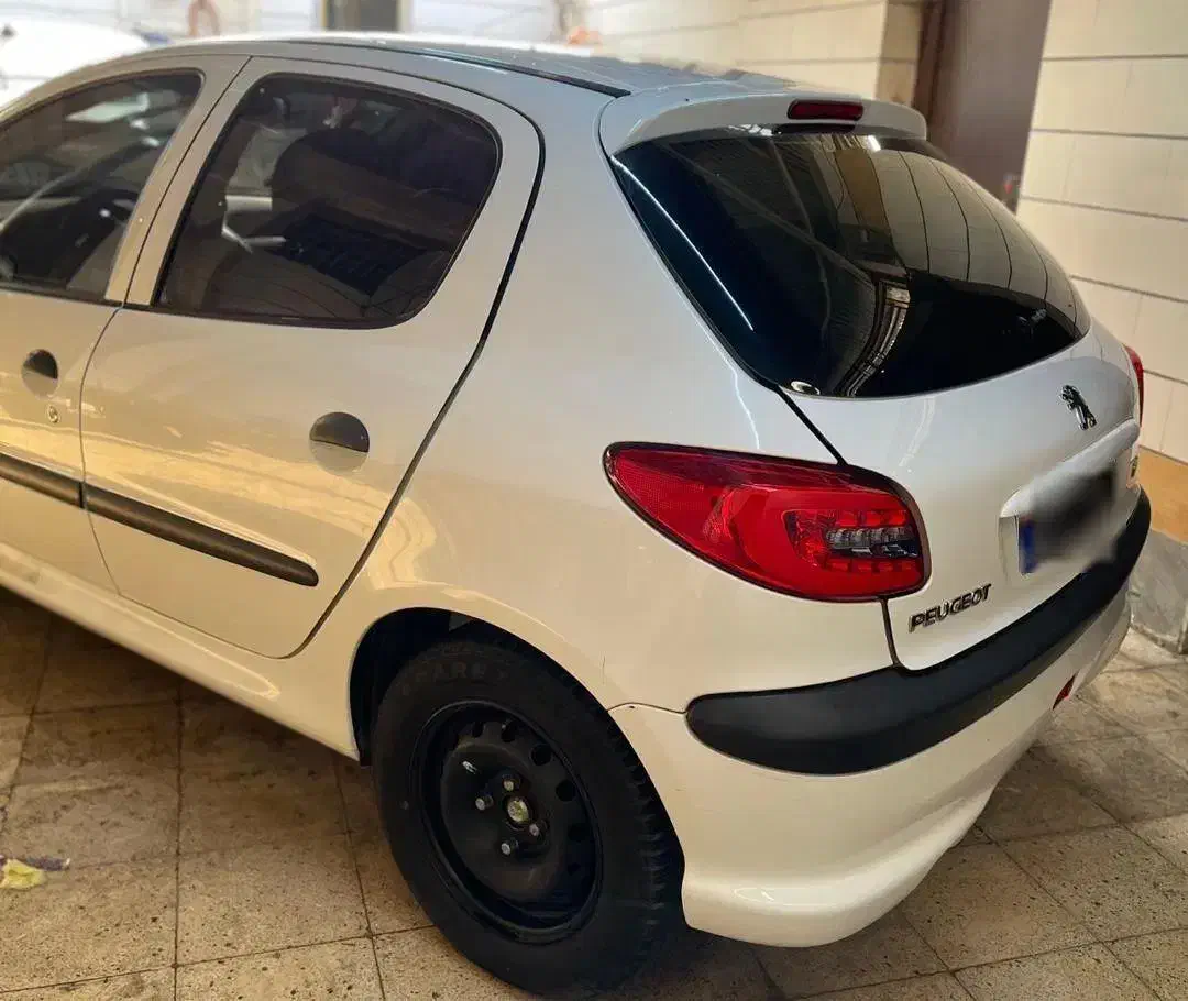 ۲۰۶ سال ۱۴۰۰|خودرو سواری و وانت|اهواز, کوی آغاجاری|دیوار