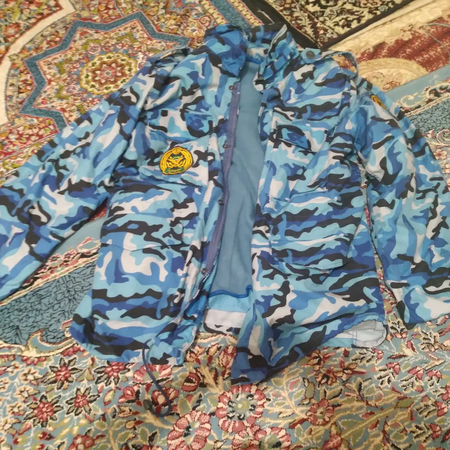 اورکت نظامی|لباس|جیرفت, |دیوار