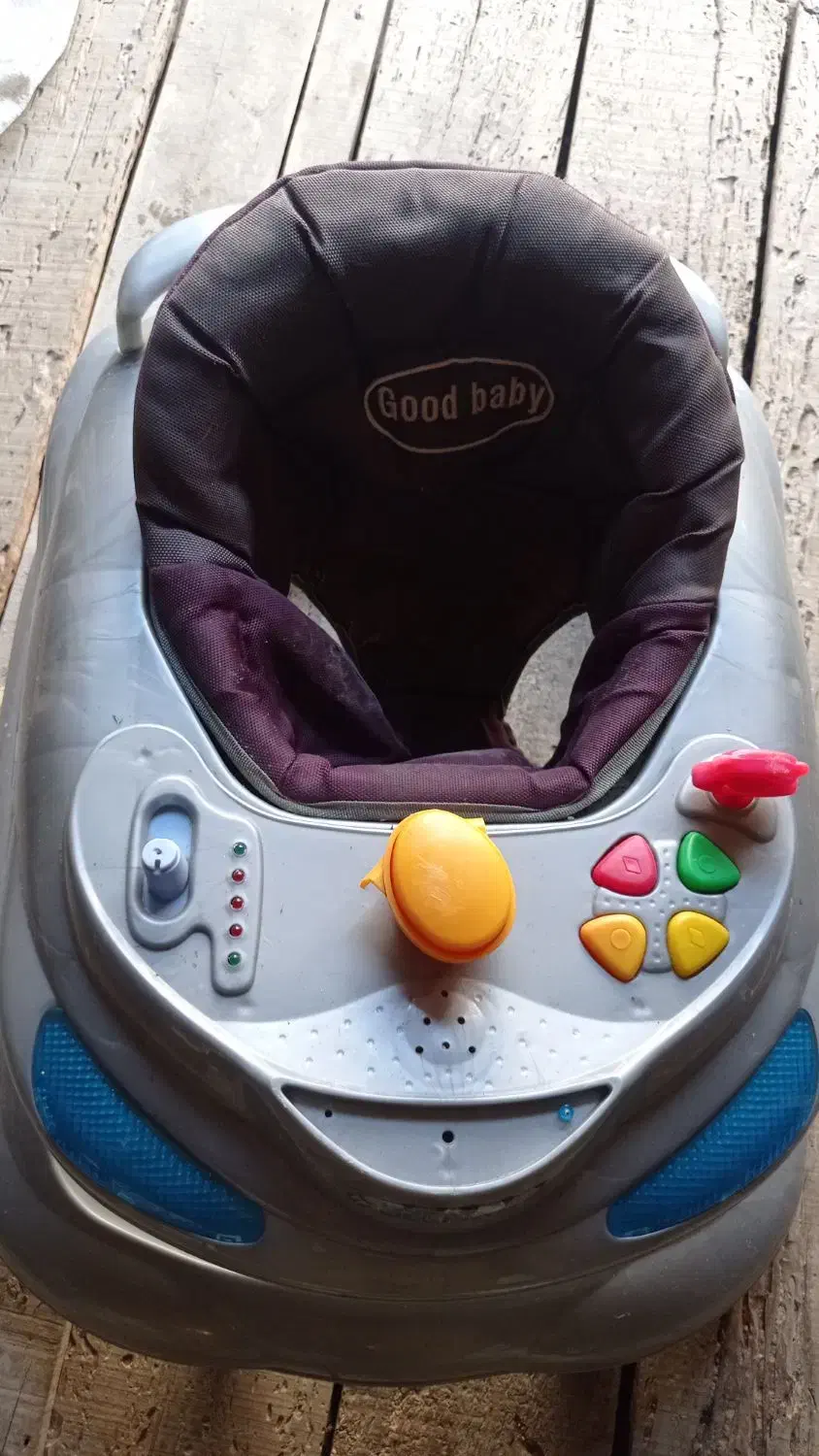 روولک بچه|کالسکه و لوازم جانبی|لاهیجان, آهندان|دیوار