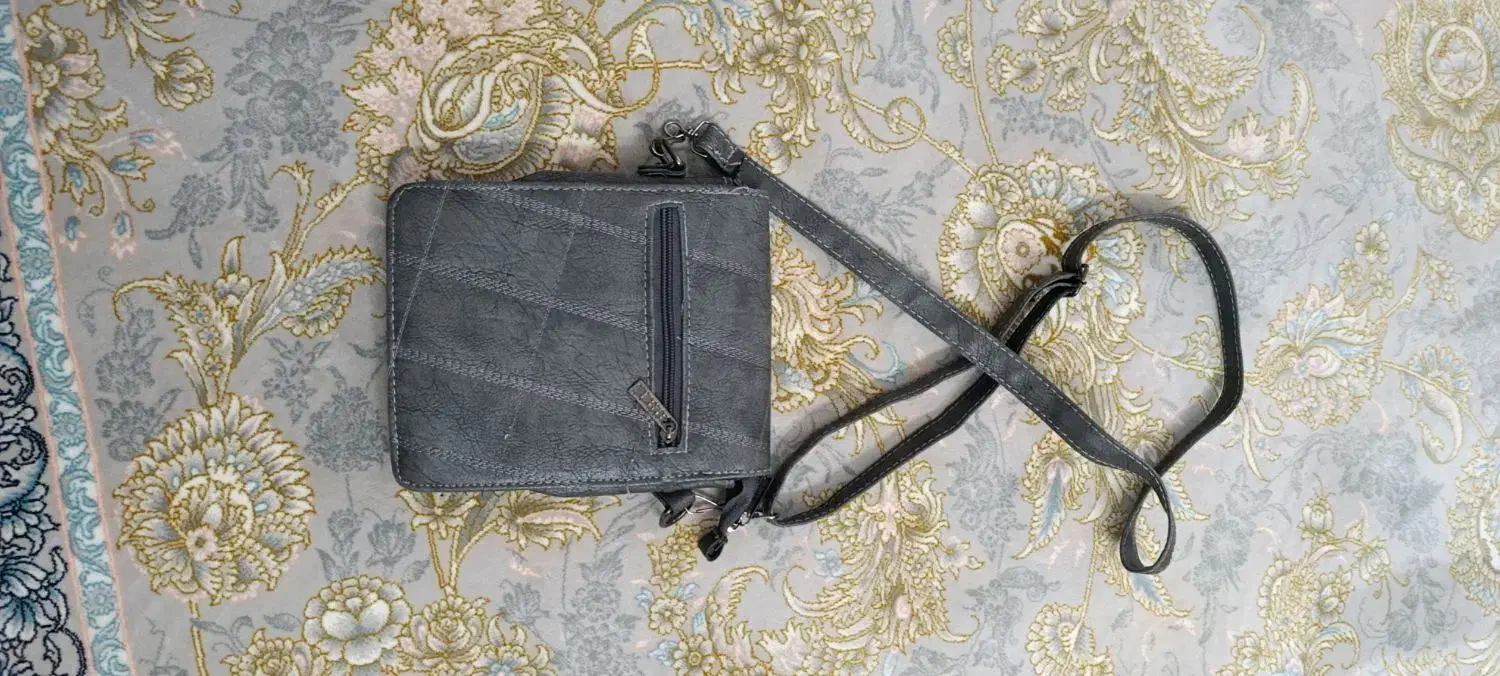 کیف|کیف، کفش، کمربند|بجنورد, |دیوار