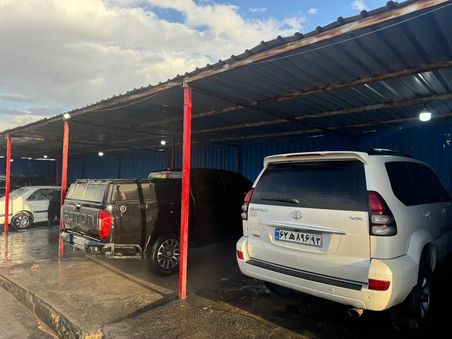 نیازمندتعدادی کارگرکارواش|استخدام سرایداری و نظافت|شیراز, تلخ داش|دیوار