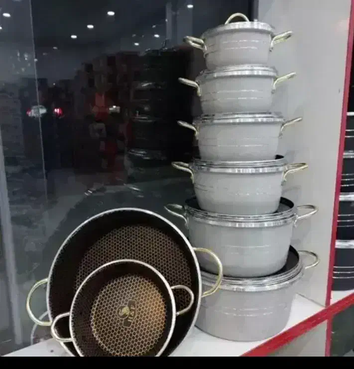 سرویس قابلمه (۱۴پارچه جمع کردن مغازه)|ظروف پخت‌وپز|سنندج, |دیوار