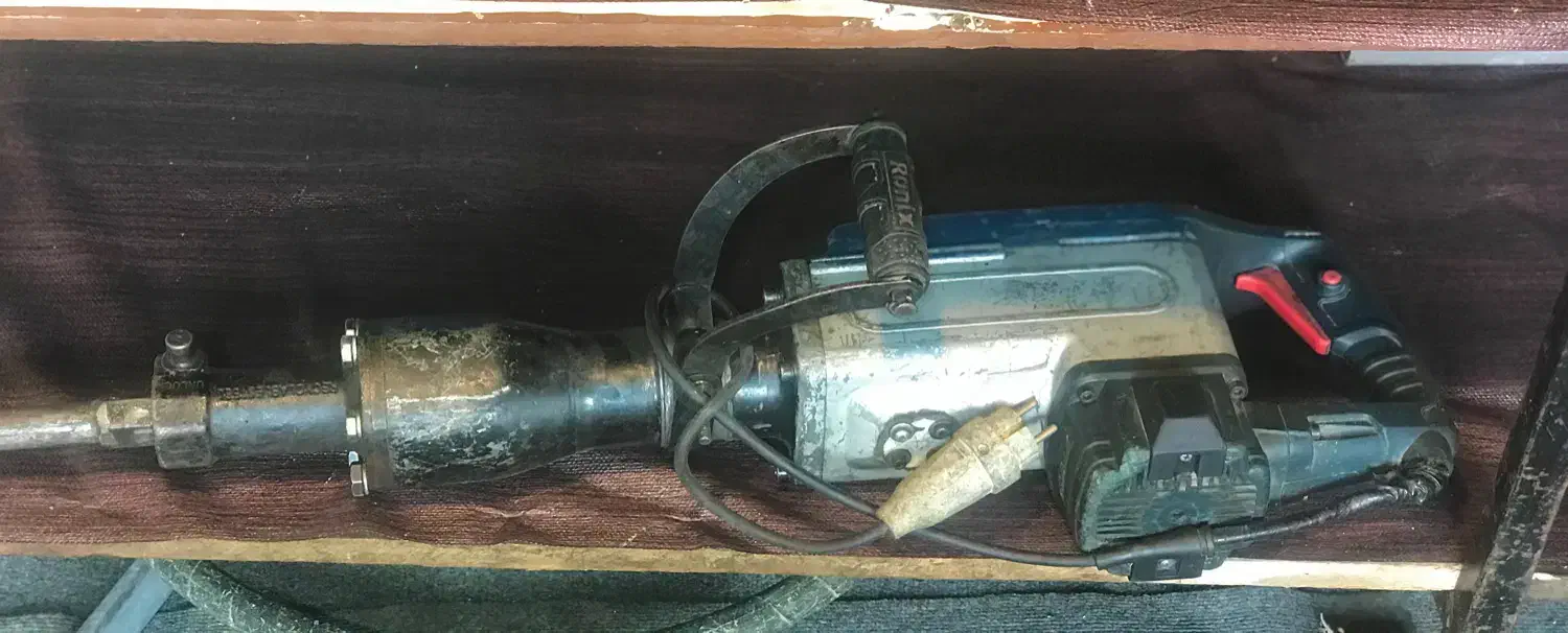 چکش تخریب رونیکس اصل ۱۸ کیلویی|ماشین‌آلات صنعتی|رشت, گلسار|دیوار