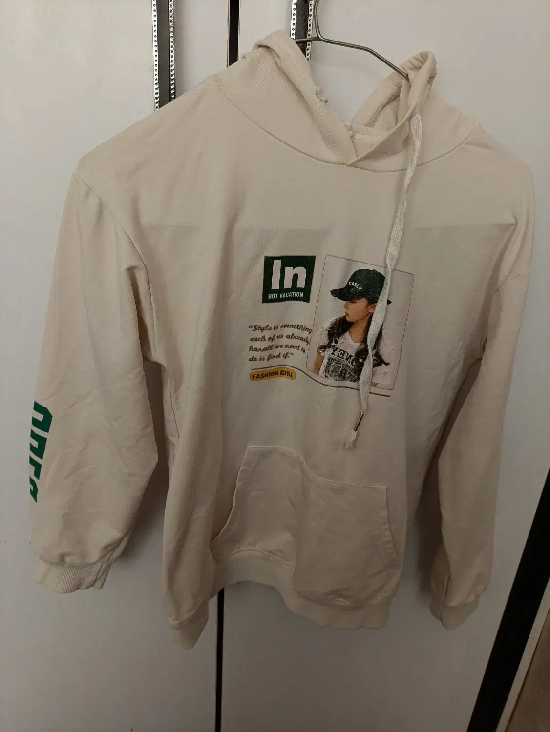 لباس دخترونه|کفش و لباس بچه|مشهد, شفا|دیوار