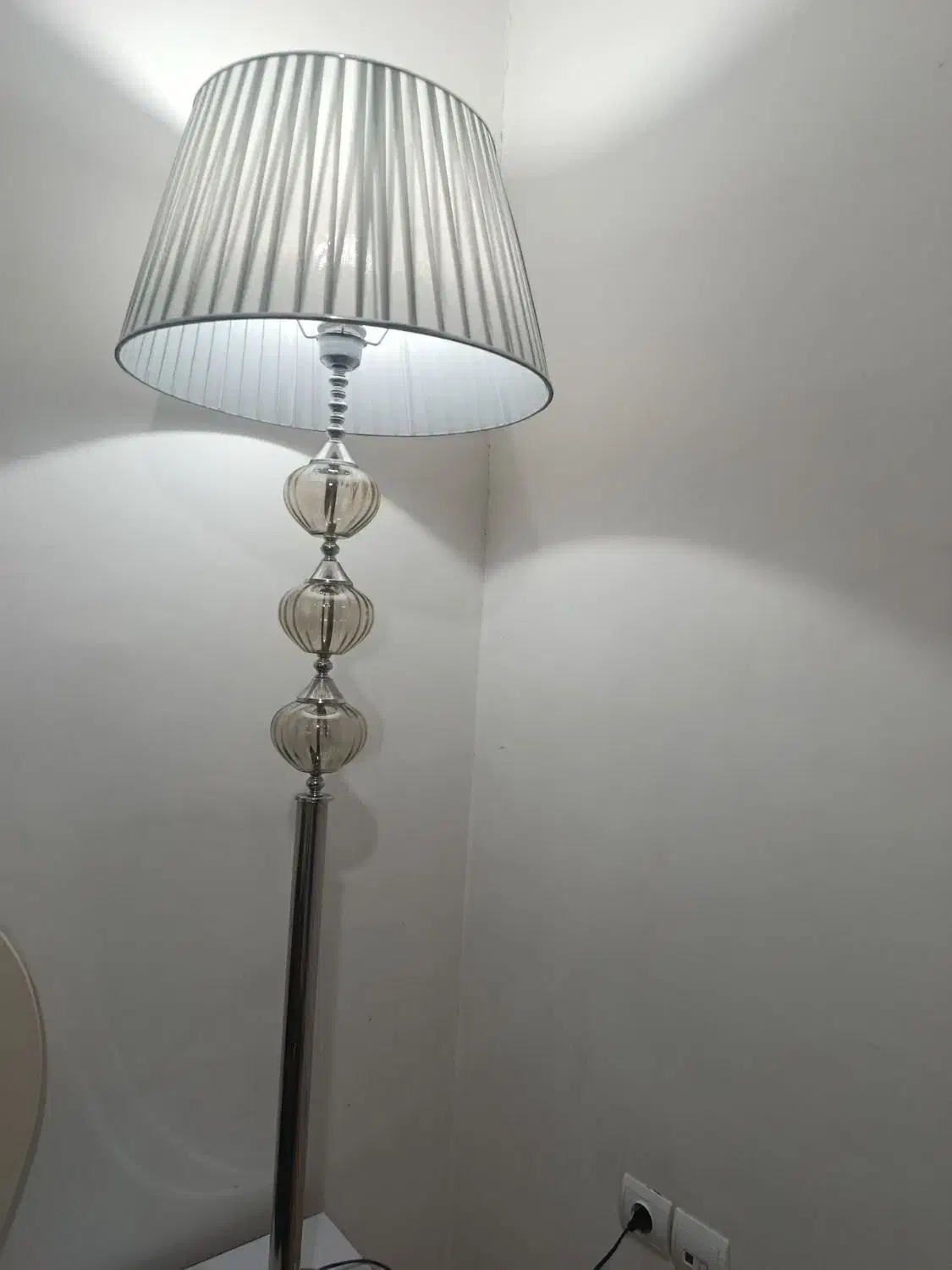 آواژور|چراغ خواب و آباژور|پرند, فاز ۶|دیوار