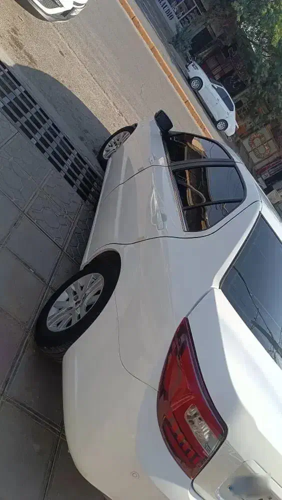 دنا معمولی|خودرو سواری و وانت|دهلران, |دیوار