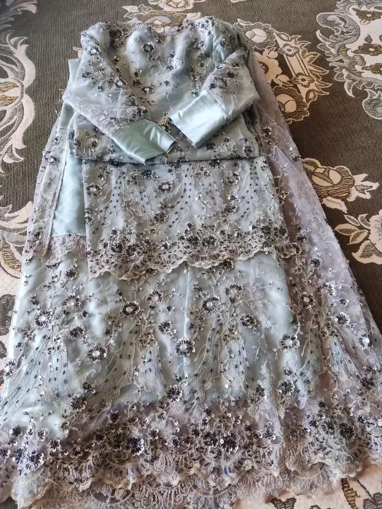 لباس محلی برادختر۱۳ساله.لباس براقد۱/۶۵و۱/۶۷|لباس|لردگان, |دیوار