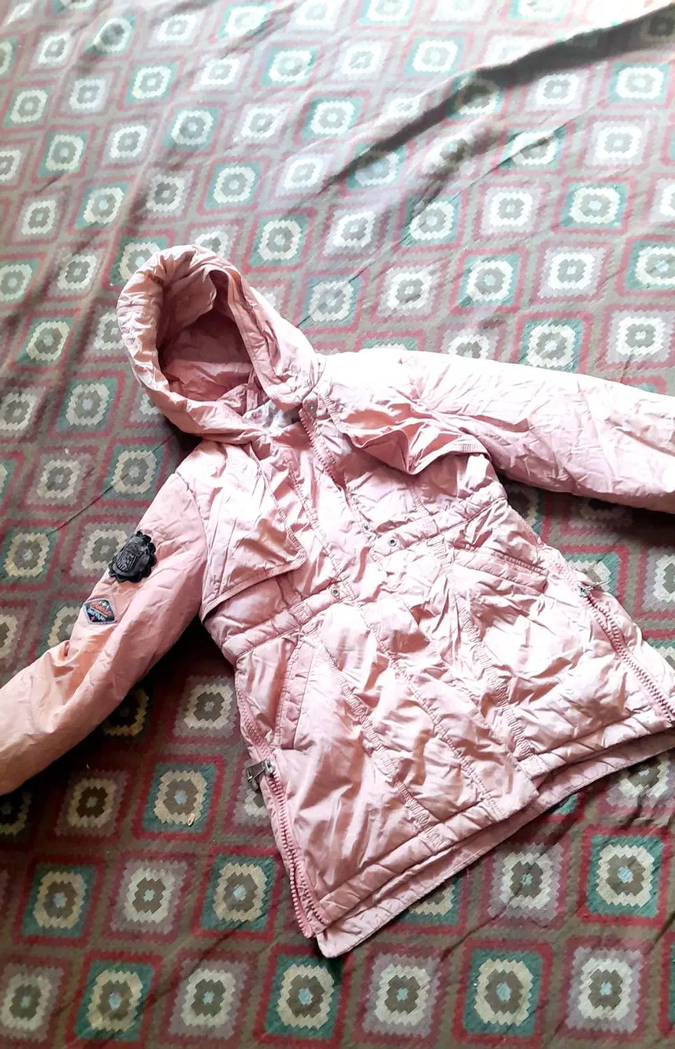 کاپشن سالم بدون پارگی|لباس|زرندیه, |دیوار