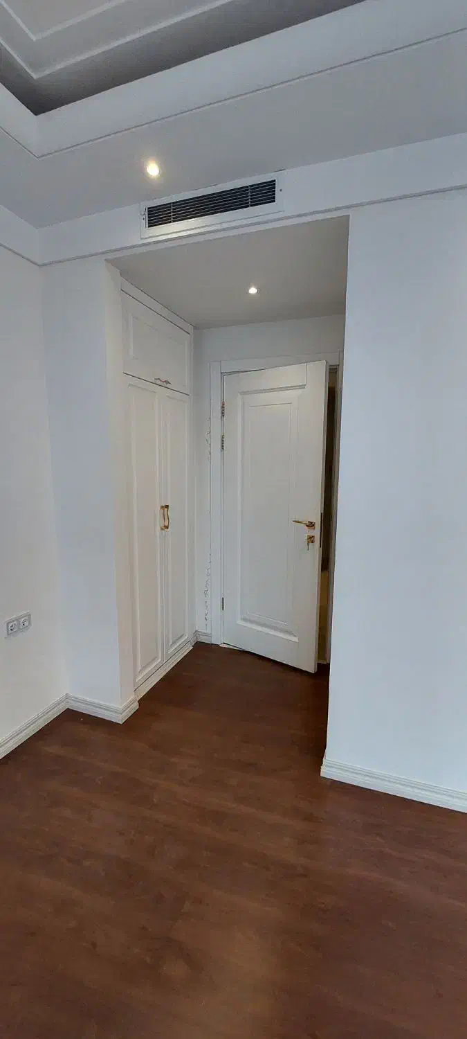 متراژ های مختلف/برج‌های مجلل/امکانات هتلینگ منطقه