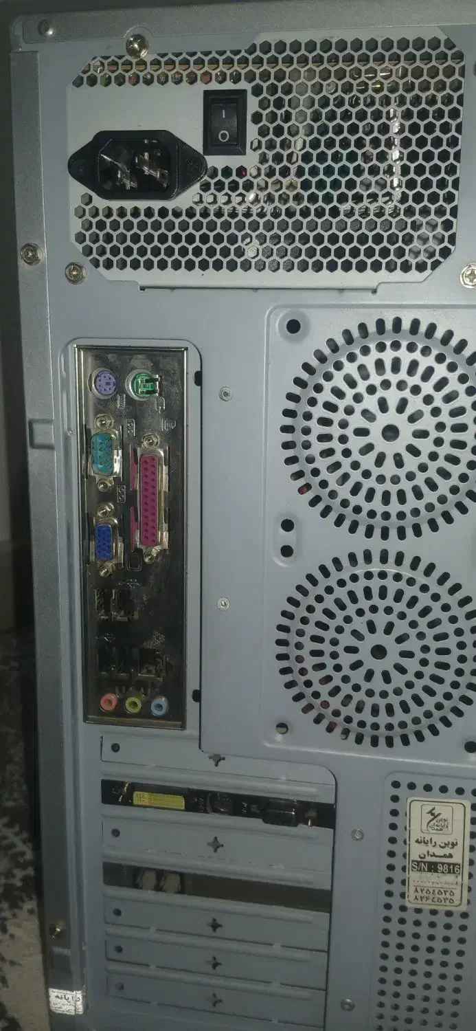 کیس وهمه وسایلاش بجز مانیتور|رایانه رومیزی|همدان, |دیوار