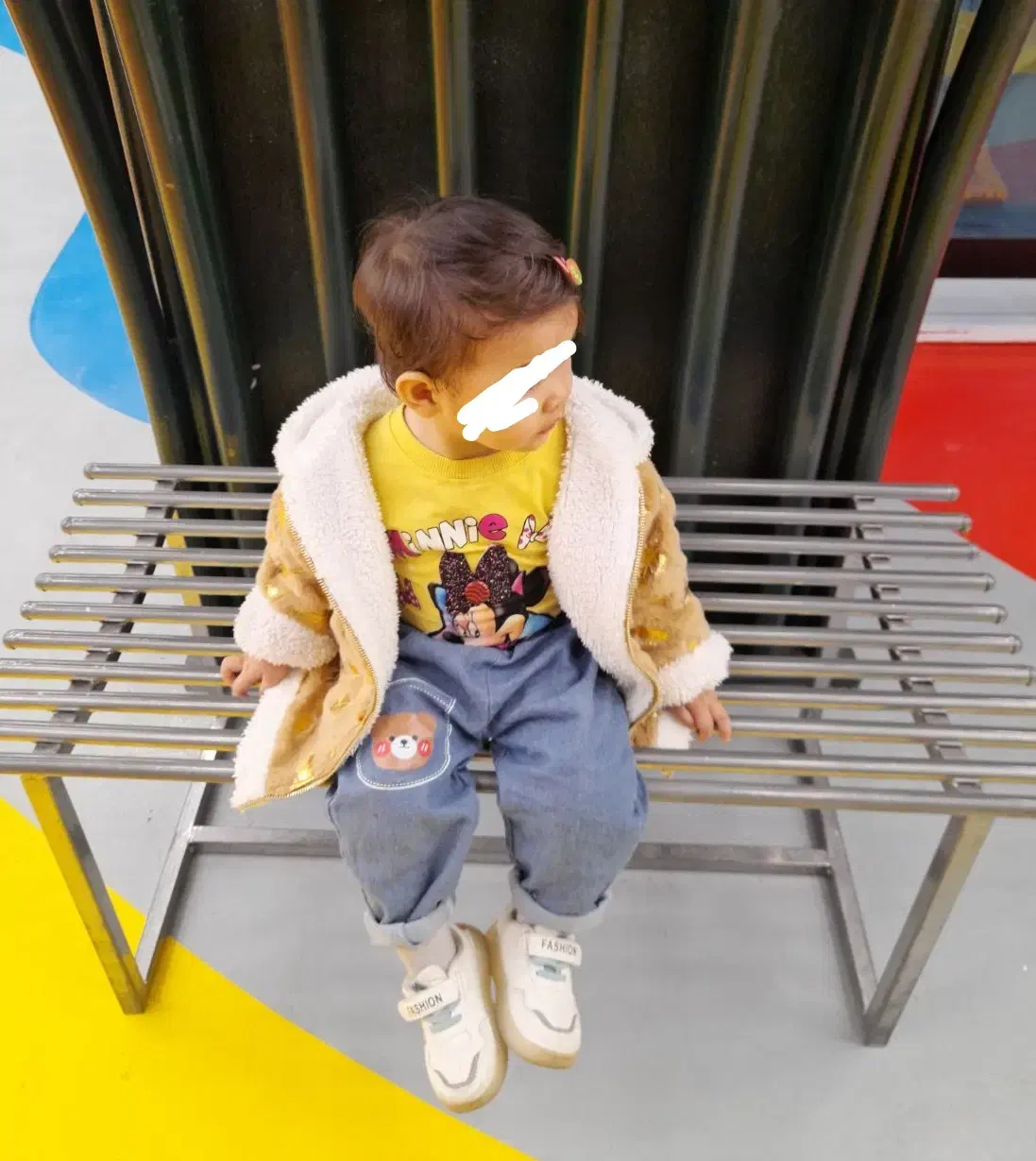 دو عدد ست مادر و دختر|لباس|مشهد, امیر المومنین|دیوار