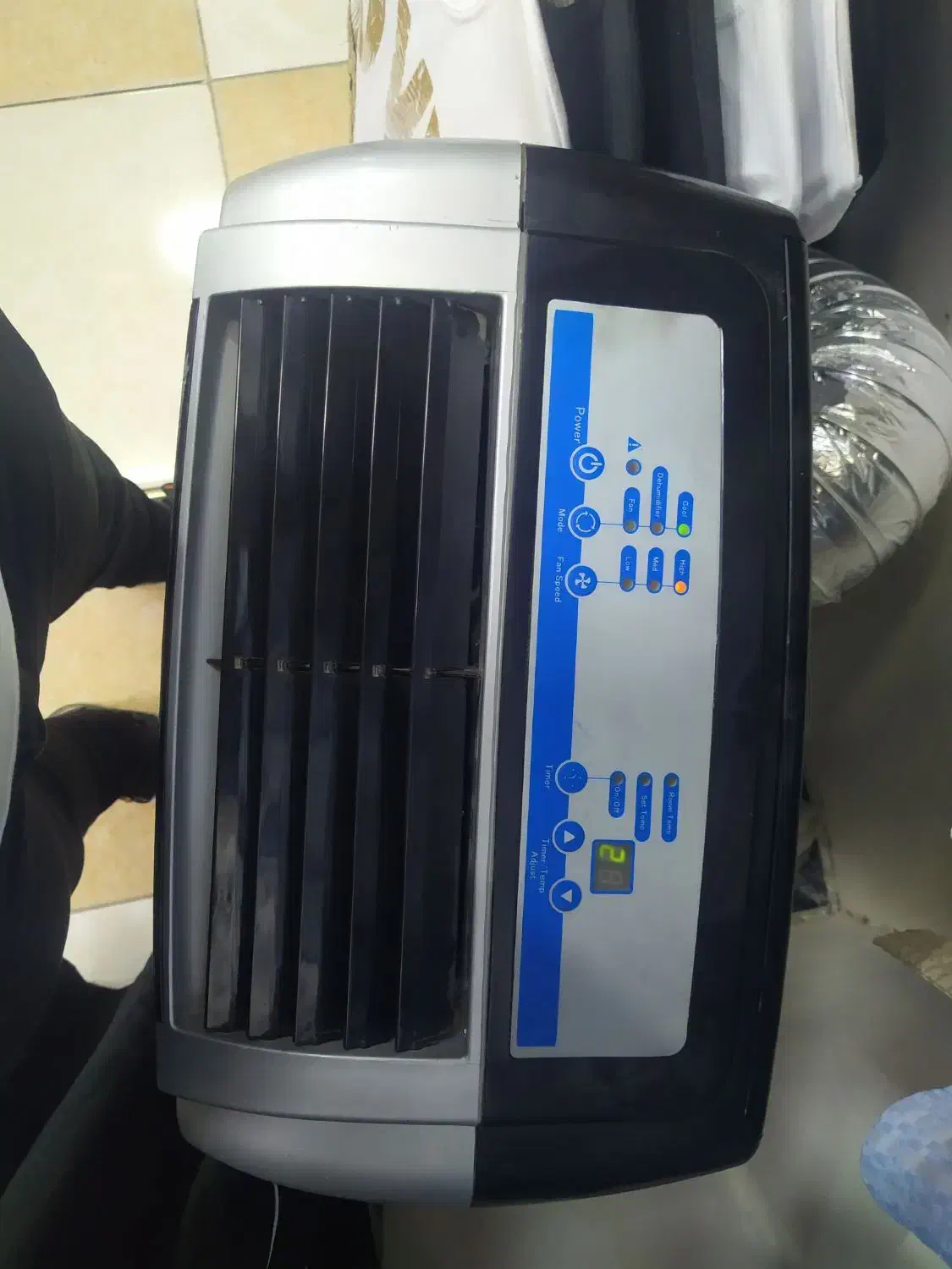 کولر گازی ایستاده|کولر گازی و فن‌کوئل|قروه, |دیوار