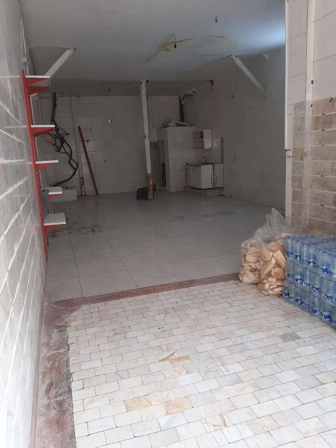 رهن واجاره مغازه نبش بیست متری مقداد|اجارهٔ مغازه و غرفه|پاکدشت, پاکدشت (مامازند)|دیوار