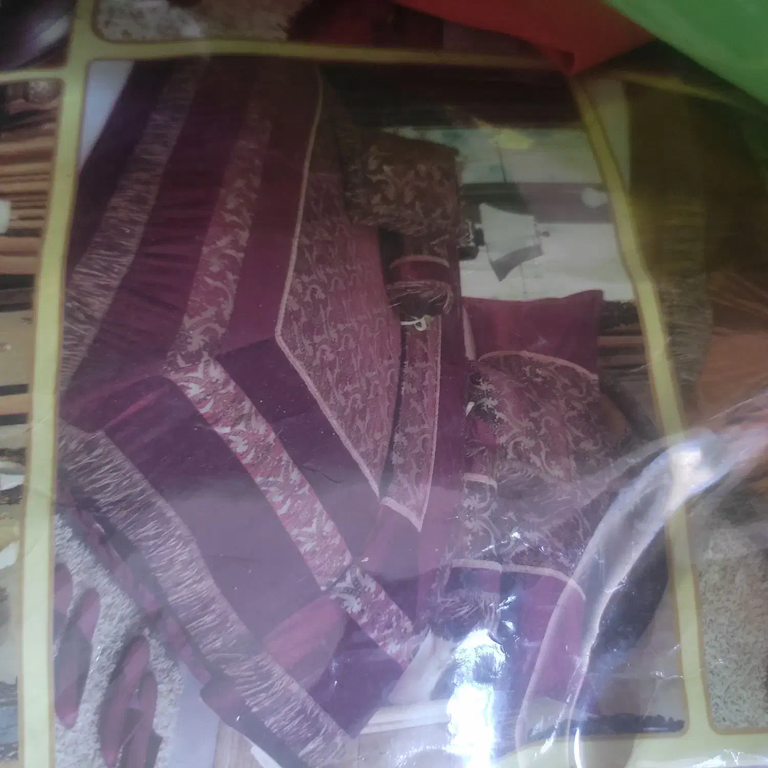 روتختی ۱۳ تکه کاملا نو قرمز|سرویس روتختی|زنجان, |دیوار