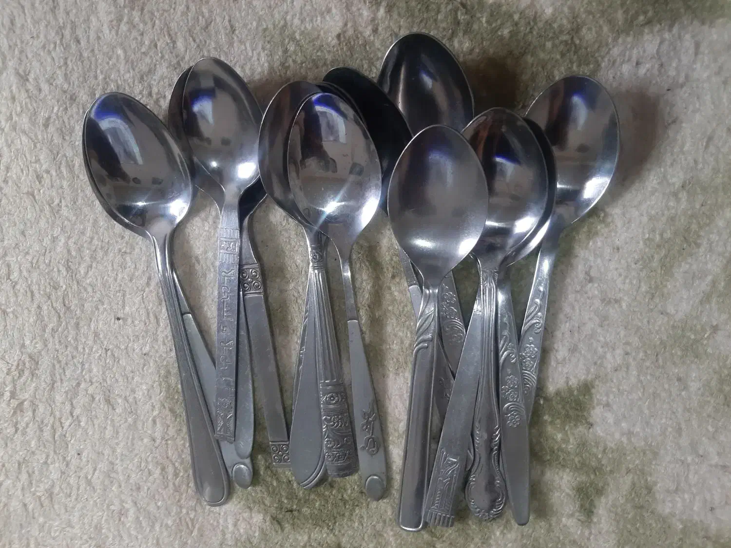 چندین سرویس عاشق و چنگال|ظروف سرو و پذیرایی|رشت, قاسمیه|دیوار