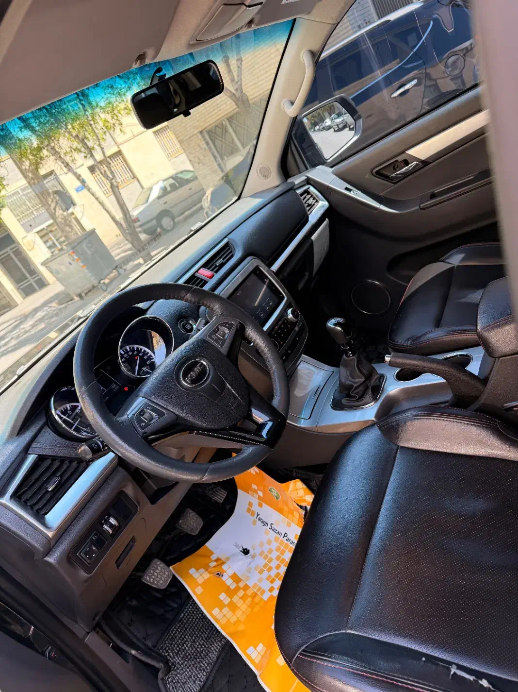 t8 kmc|خودرو سواری و وانت|اراک, |دیوار