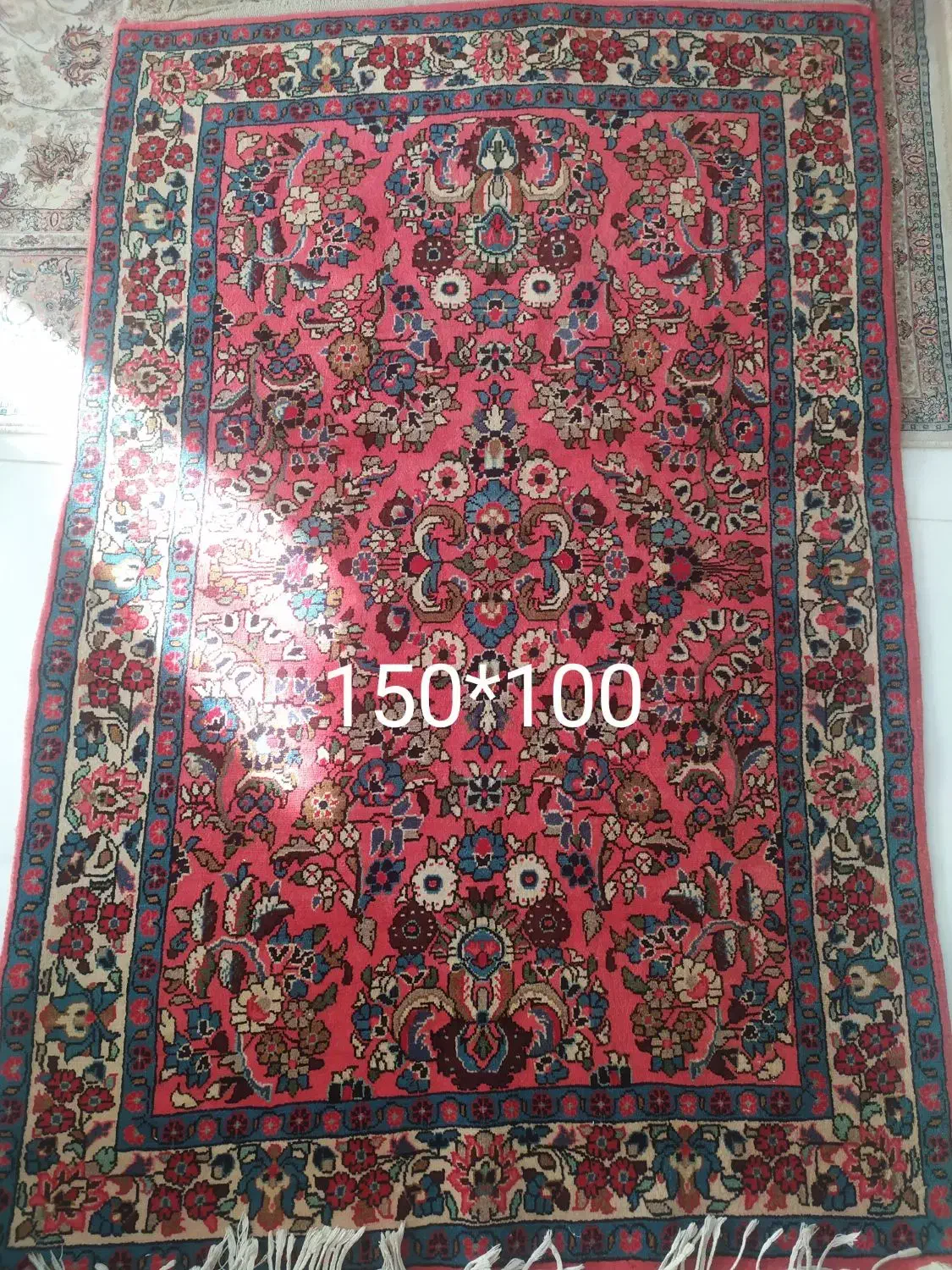 دو عدد فرش نیم ذرع  و دو جفت پشتی|فرش|همدان, |دیوار